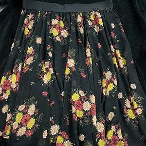 Torrid plus size floral skirt.